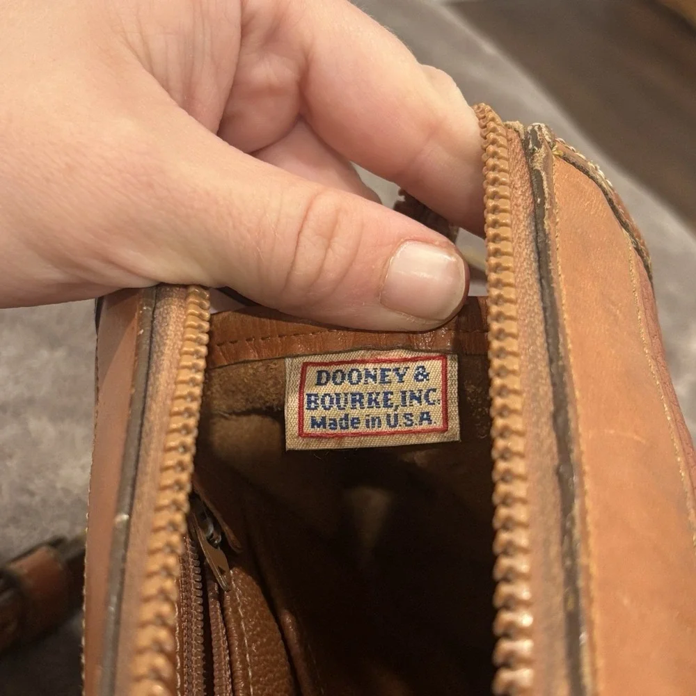 Dooney & Bourke flaws missing